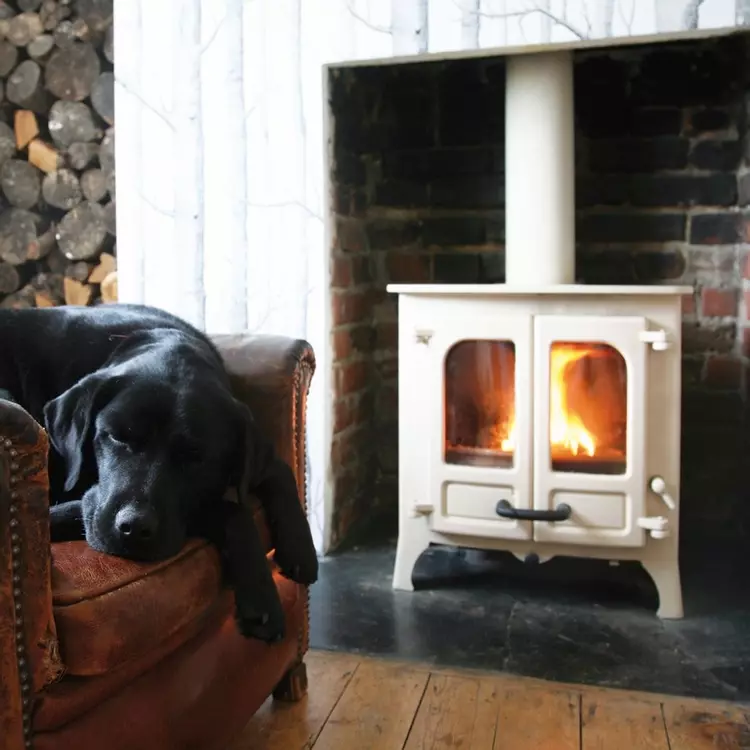 Charnwood Island I Multifuel Stove | Bradley Stoves Sussex
